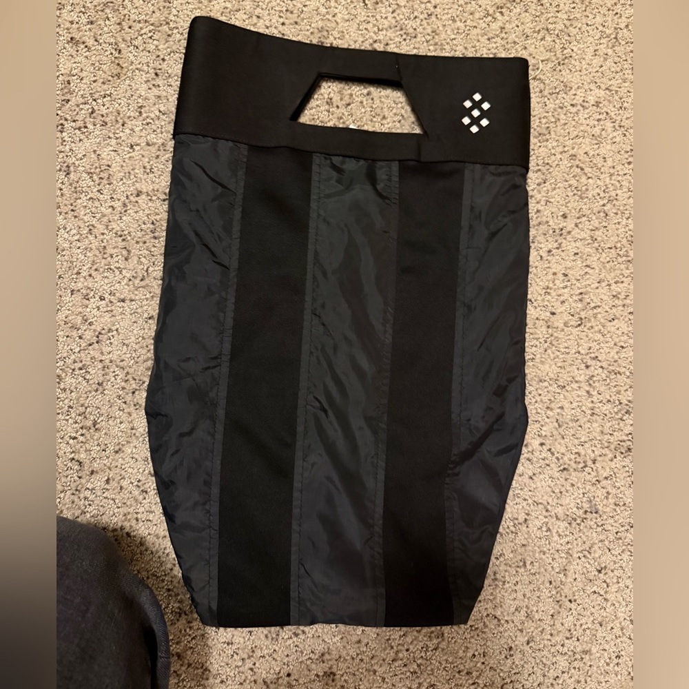 Aērcase Cleat Bag by Salt, Size XL (up to size 15)